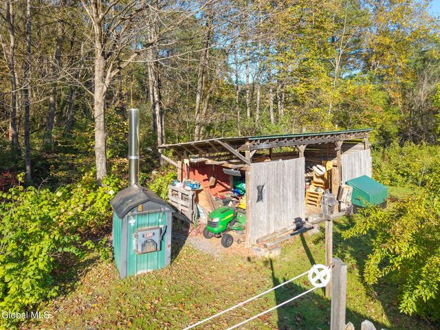 3242 State Highway 67, Fort Johnson, NY 12070