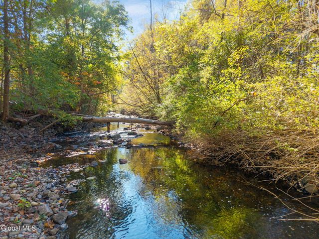 3242 State Highway 67, Fort Johnson, NY 12070