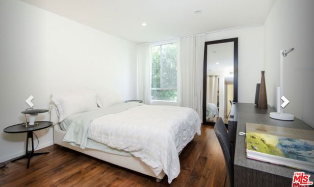 406 N Oakhurst Drive 204, Beverly Hills, CA 90210