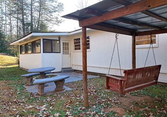 60 Weaver Creek Road, Blue Ridge, GA 30513