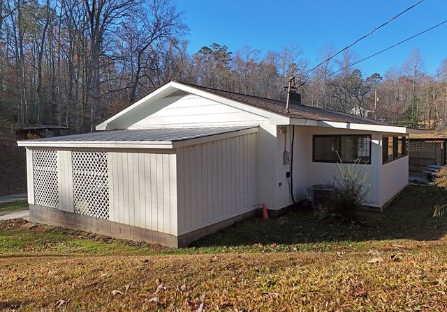 60 Weaver Creek Road, Blue Ridge, GA 30513