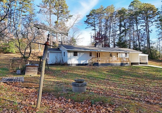 60 Weaver Creek Road, Blue Ridge, GA 30513