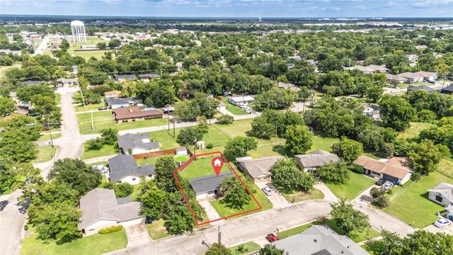 3407 Highmeadow Lane, Greenville, TX 75402