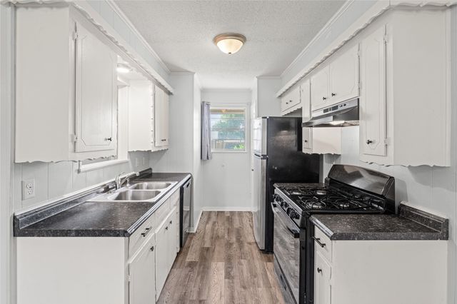 3407 Highmeadow Lane, Greenville, TX 75402