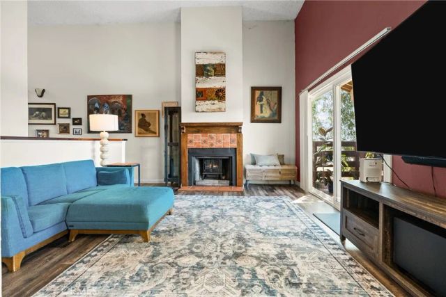 23834 Box Canyon Rd, West Hills, CA 91304
