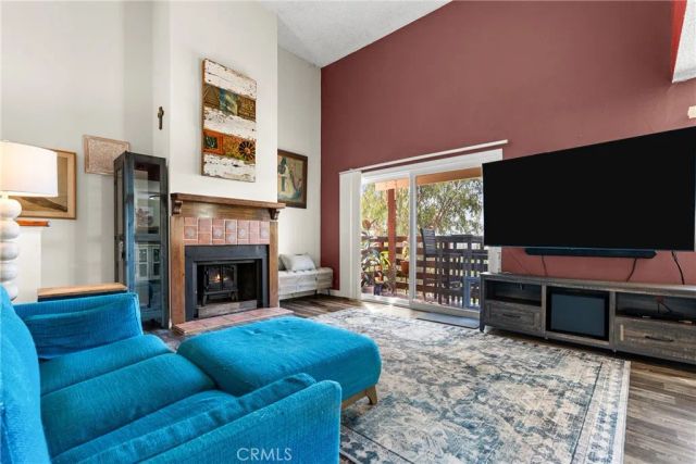 23834 Box Canyon Rd, West Hills, CA 91304