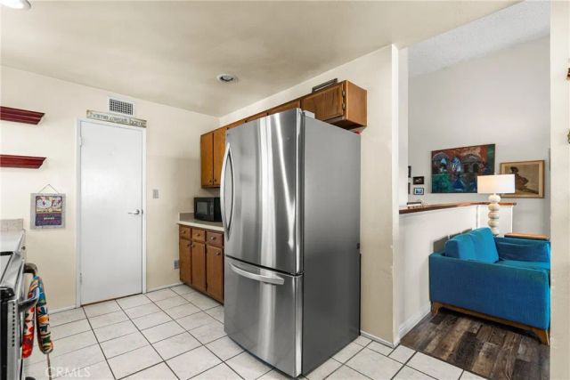 23834 Box Canyon Rd, West Hills, CA 91304