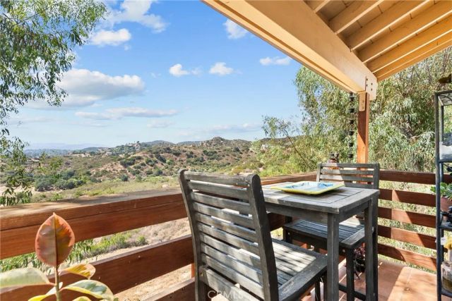 23834 Box Canyon Rd, West Hills, CA 91304