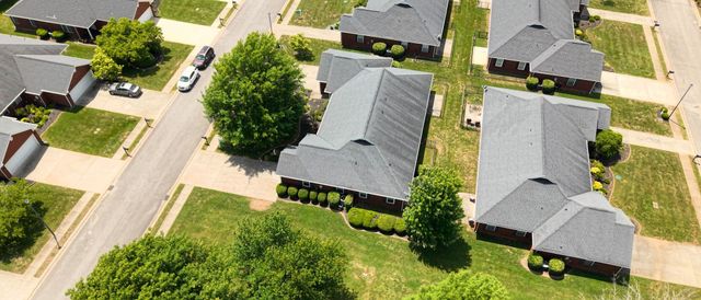 109 Horseshoe Ct, Shelbyville, TN 37160