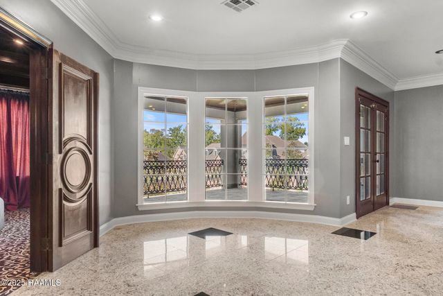 700 Farmington Drive, Lafayette, LA 70503