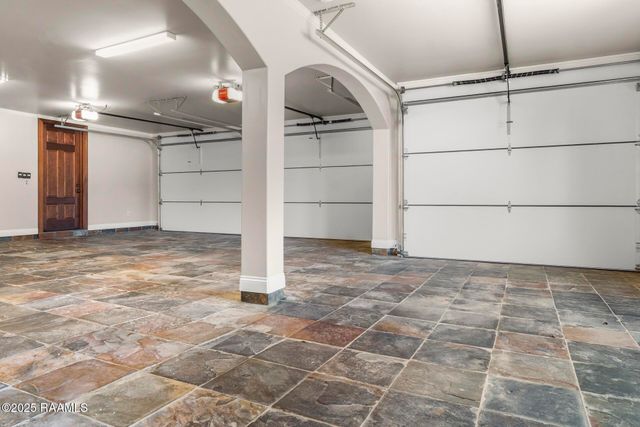 700 Farmington Drive, Lafayette, LA 70503