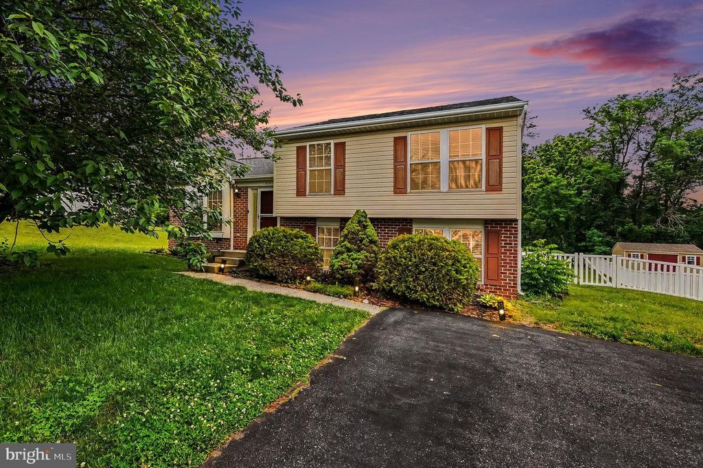 Image 1 of property listing at 504 E CRAIGHILL CHANNEL DR, Perryville, MD 21903