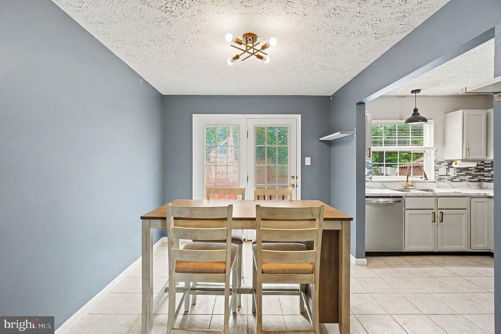 Image 7 of property listing at 504 E CRAIGHILL CHANNEL DR, Perryville, MD 21903