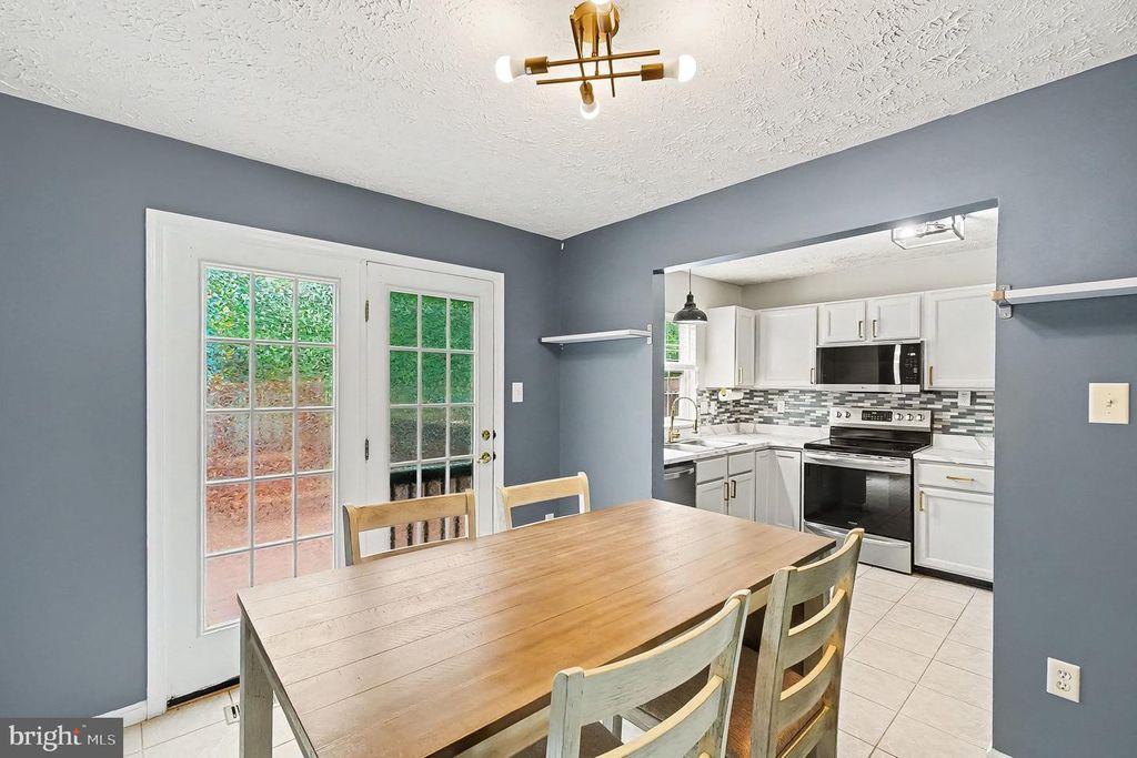 Image 9 of property listing at 504 E CRAIGHILL CHANNEL DR, Perryville, MD 21903
