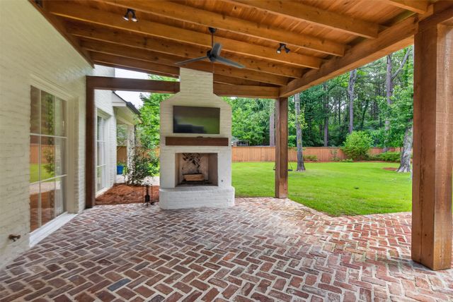 2673 Alvamar Drive, Shreveport, LA 71106