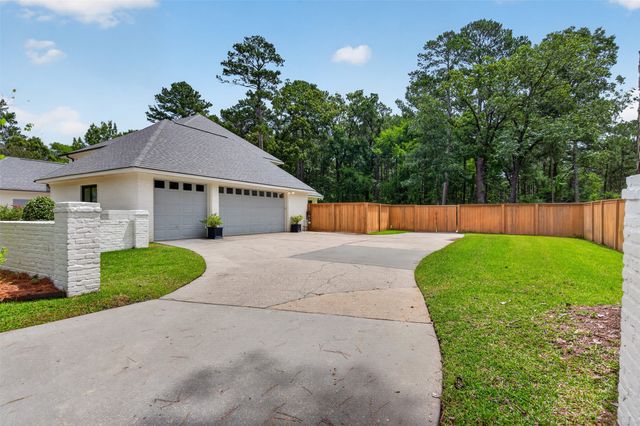 2673 Alvamar Drive, Shreveport, LA 71106