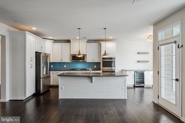 23477 BELVOIR WOODS TER, Ashburn, VA 20148