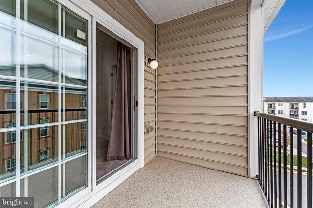 23477 BELVOIR WOODS TER, Ashburn, VA 20148