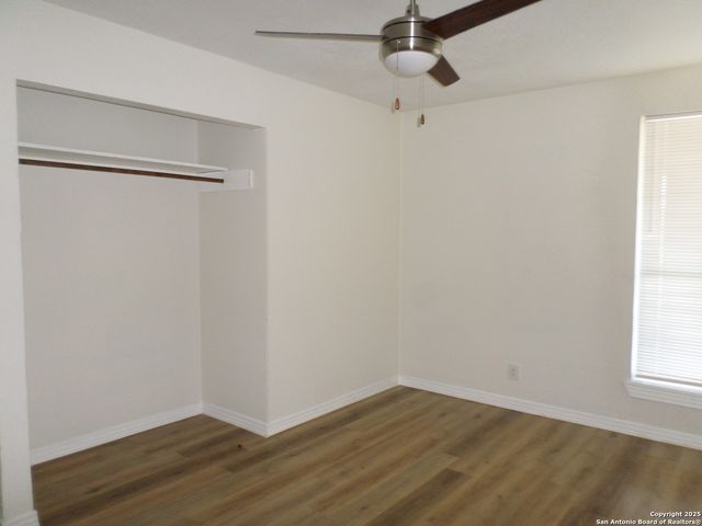 210 Carmen, San Antonio, TX 78207