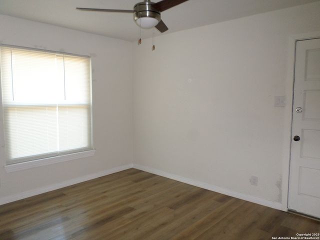 210 Carmen, San Antonio, TX 78207