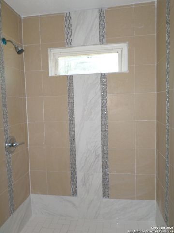 210 Carmen, San Antonio, TX 78207