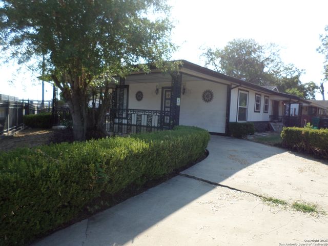 210 Carmen, San Antonio, TX 78207