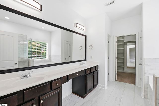 342 Bridge Crossing Drive, Simpsonville, SC 29681
