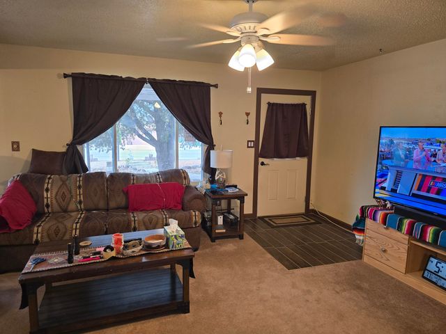 19 LISBON Avenue SE, Rio Rancho, NM 87124