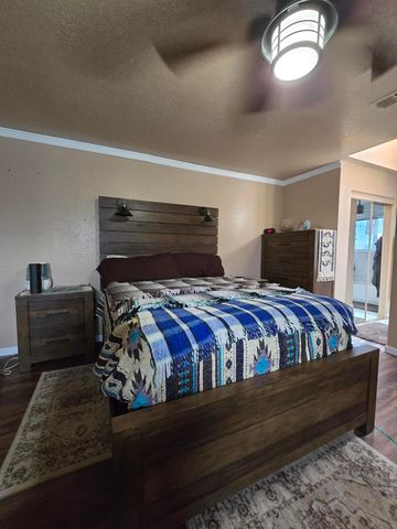 19 LISBON Avenue SE, Rio Rancho, NM 87124