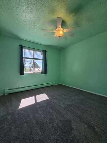 19 LISBON Avenue SE, Rio Rancho, NM 87124