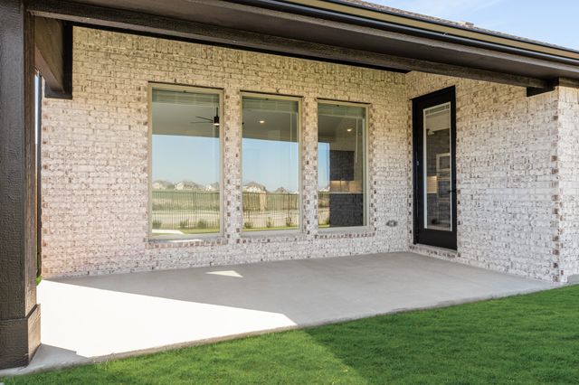 1008 Silver Sage Drive, Justin, TX 76247