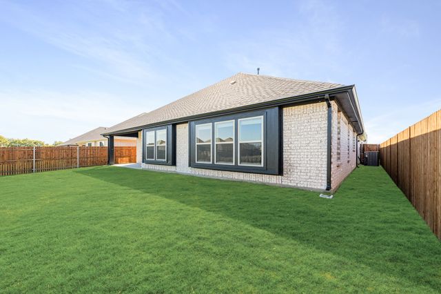 1008 Silver Sage Drive, Justin, TX 76247