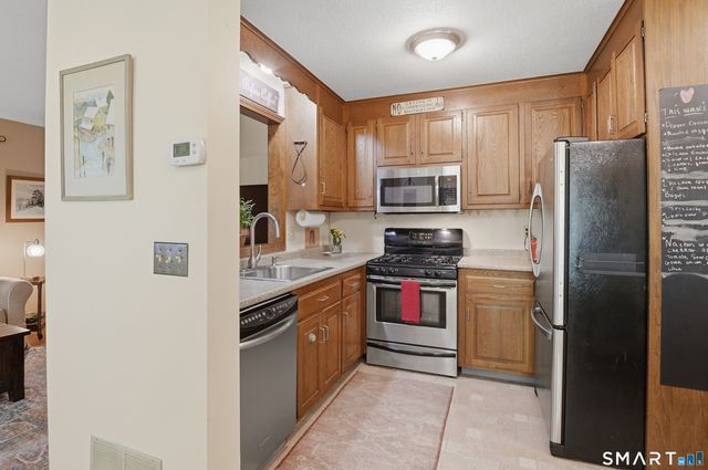 1159 Highland Avenue 4A, Waterbury, CT 06708