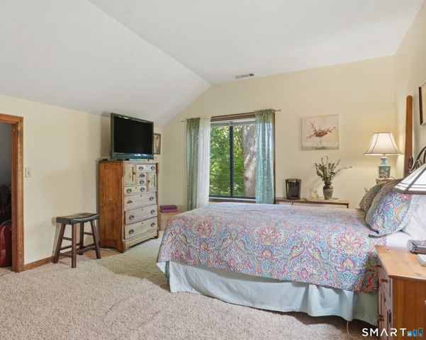 1159 Highland Avenue 4A, Waterbury, CT 06708