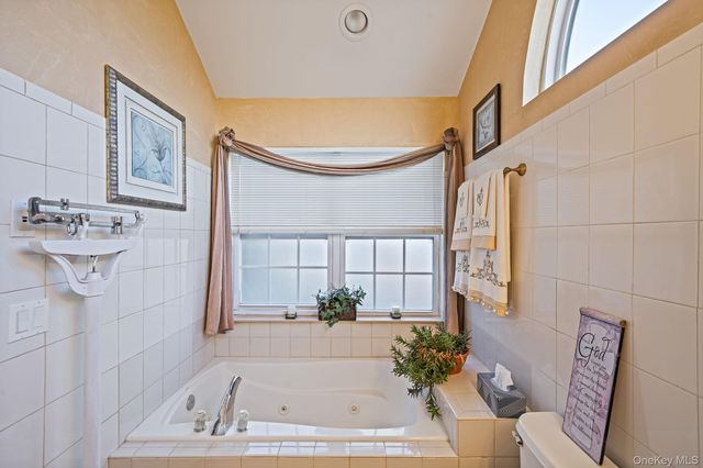 2101 Nicole Drive, Port Jefferson Station, NY 11776