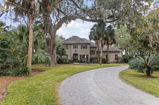 1 Tabby Point Ln, Okatie, SC 29909