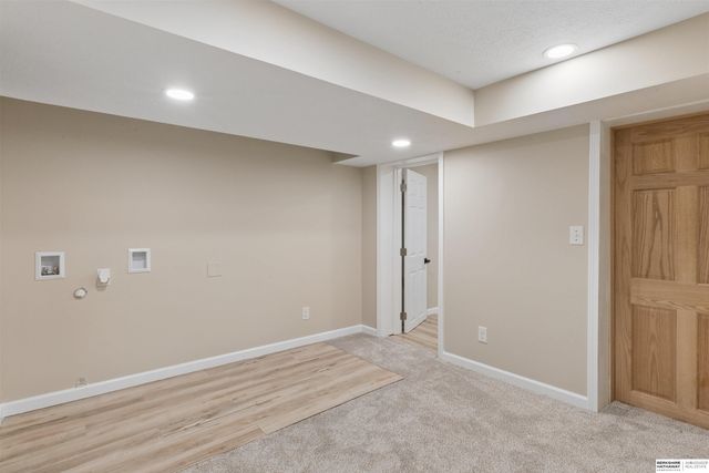 7019 N 33rd Street, Omaha, NE 68112
