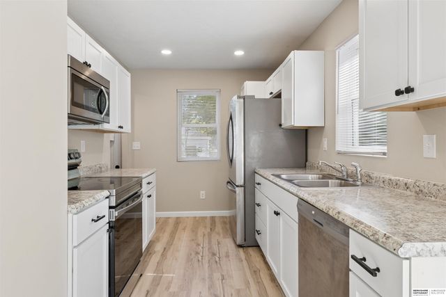 7019 N 33rd Street, Omaha, NE 68112