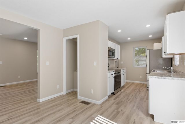 7019 N 33rd Street, Omaha, NE 68112