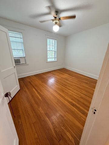 22 Chiswick Rd 12, Boston, MA 02135