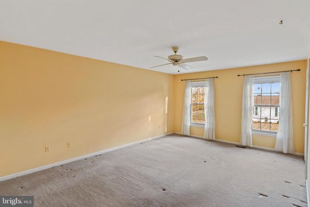 3216 NESTLEWOOD DR, Oak Hill, VA 20171