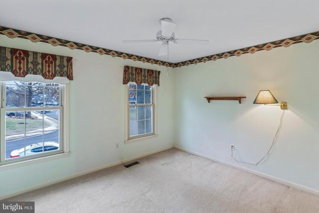 3216 NESTLEWOOD DR, Oak Hill, VA 20171