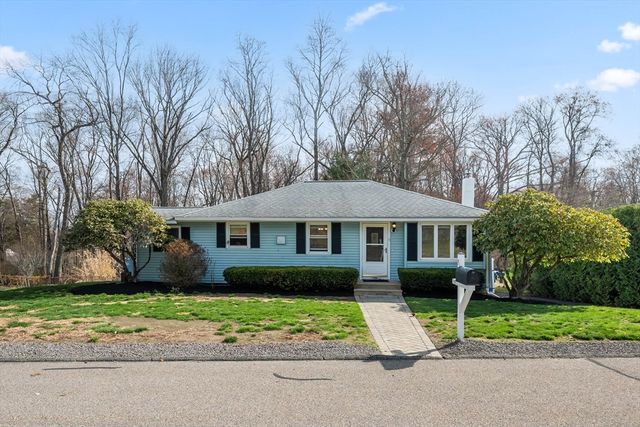 5 Louis Ballard, Millbury, MA 01527