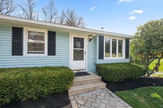 5 Louis Ballard, Millbury, MA 01527