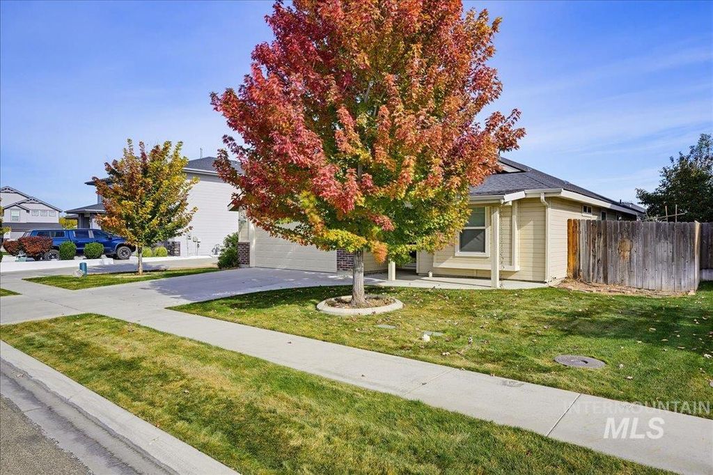 50 N Firestone Way, Nampa, ID 83651 photo 3
