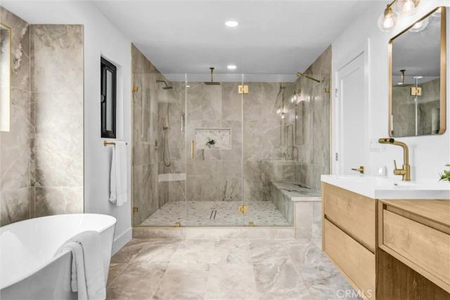 10321 Kamuela, Huntington Beach, CA 92646