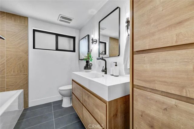10321 Kamuela, Huntington Beach, CA 92646
