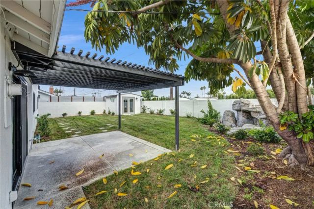 10321 Kamuela, Huntington Beach, CA 92646