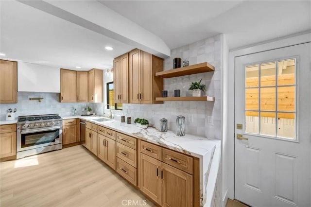 10321 Kamuela, Huntington Beach, CA 92646