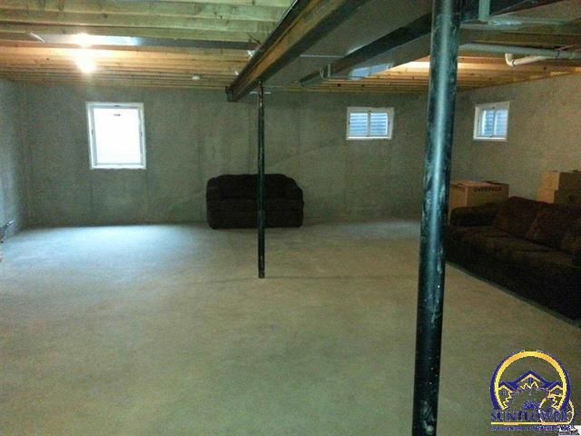 3420 SE Gilmore ST, Topeka, KS 66605